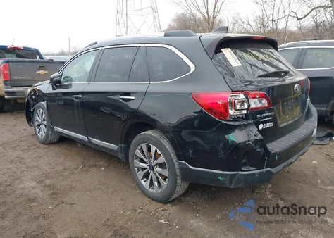 2017 Subaru Outback 2.5I Touring z USA, uszkodzony, nr VIN 4S4BSATC1H3289152